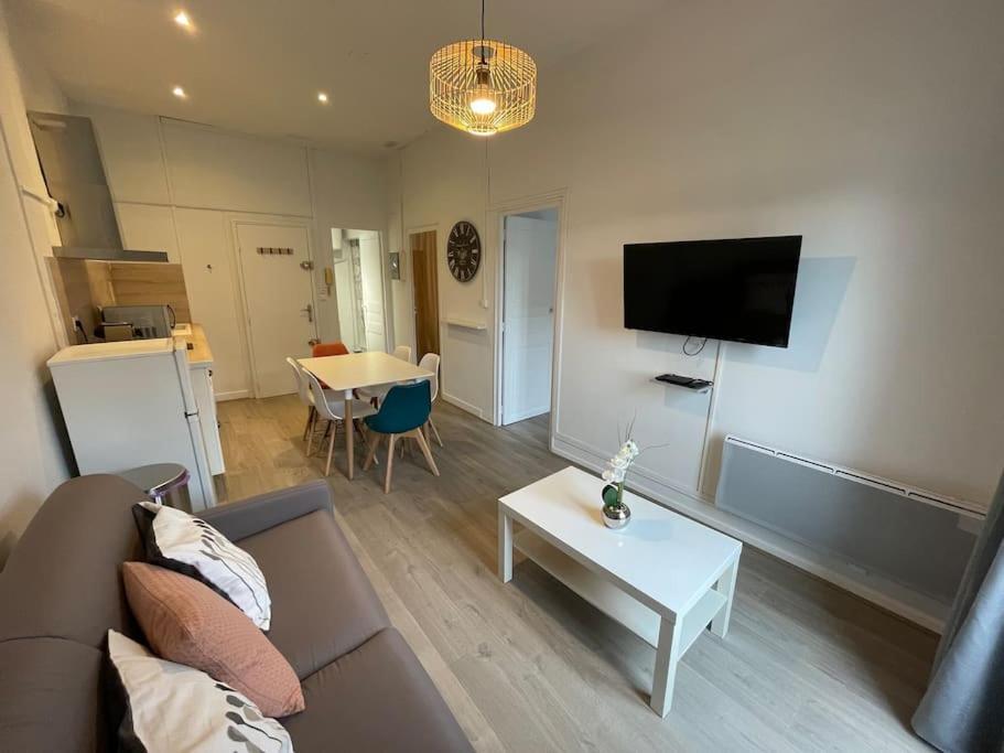 Cosy T3 Proche Gare Et Polygone Apartamento Béziers Exterior foto
