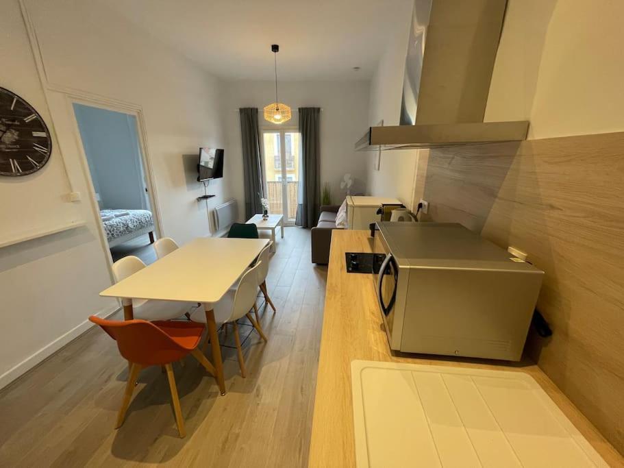 Cosy T3 Proche Gare Et Polygone Apartamento Béziers Exterior foto