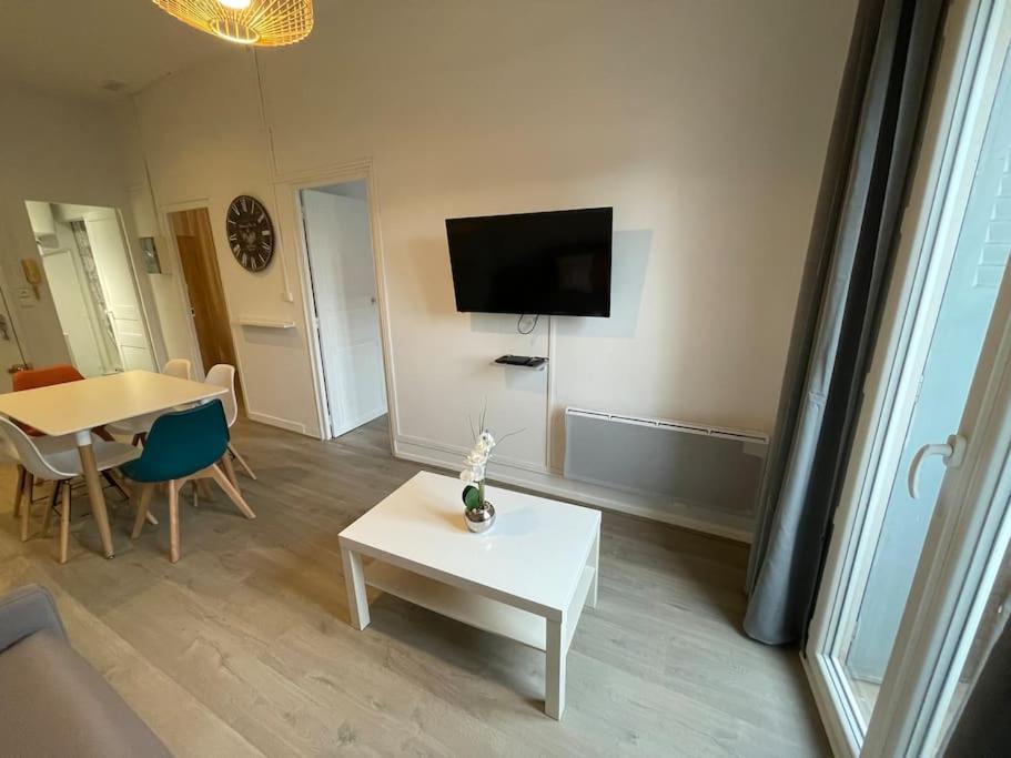 Cosy T3 Proche Gare Et Polygone Apartamento Béziers Exterior foto